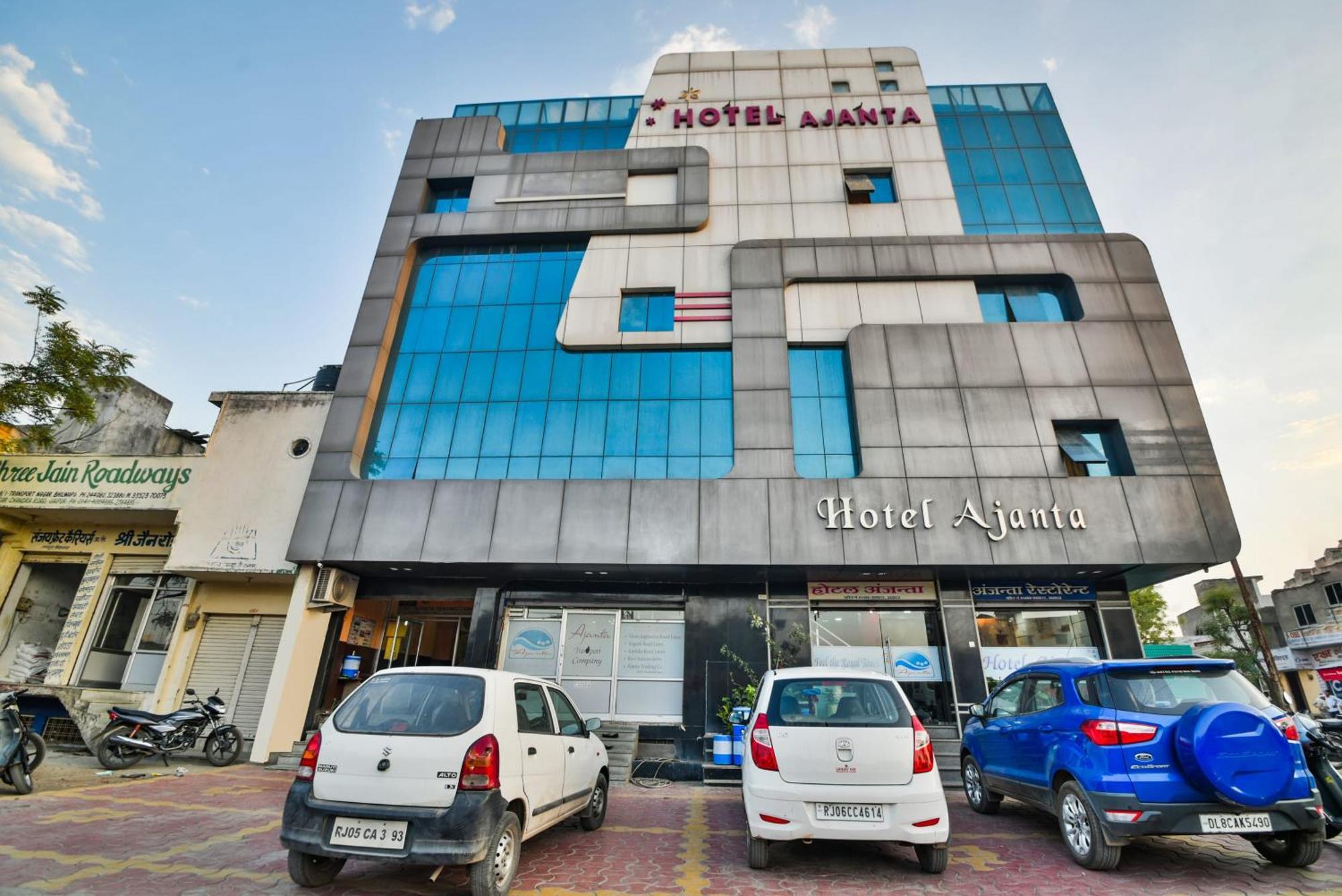 Oyo Hotel Ajanta Hamirgarh Luaran gambar