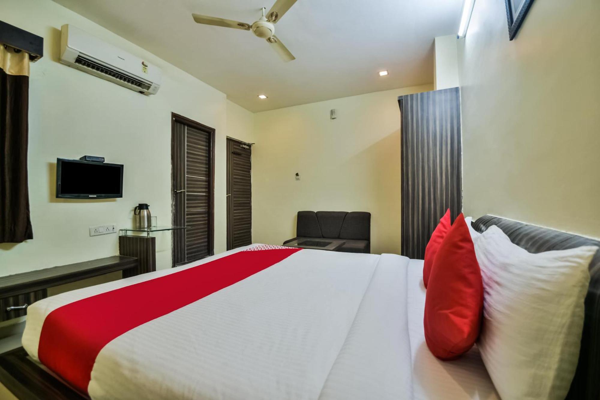 Oyo Hotel Ajanta Hamirgarh Luaran gambar