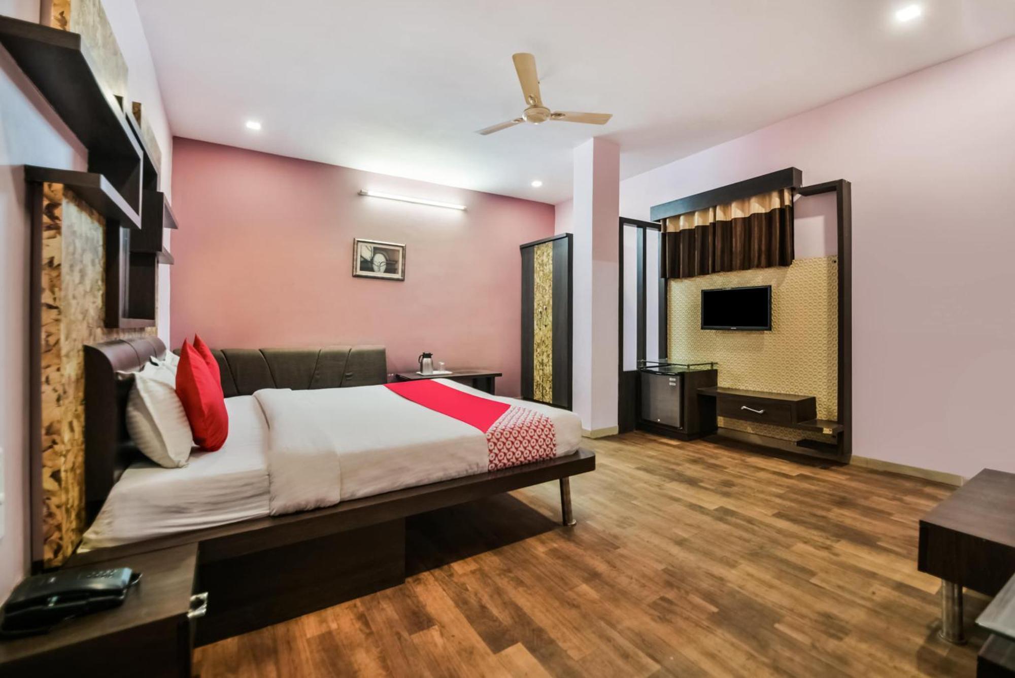 Oyo Hotel Ajanta Hamirgarh Luaran gambar